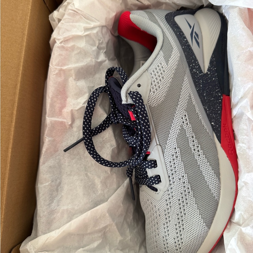 Reebok Nano X1 Mens Training/CrossFit Shoes Size 9.5 Grey/Navy-Red GW8891 (NEW)